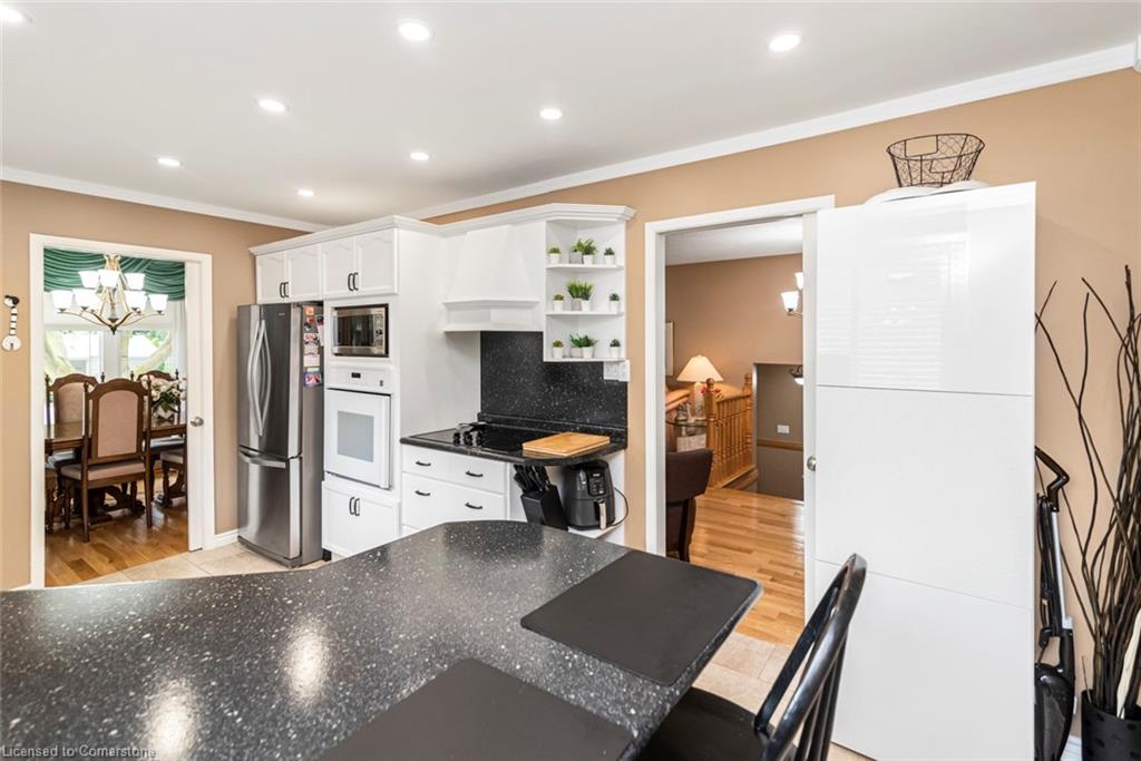 55 Hanover Place Property Photo 12