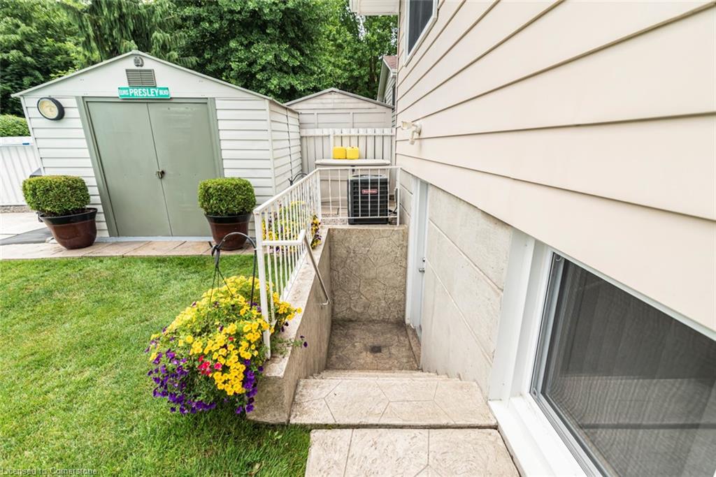 55 Hanover Place Property Photo 39