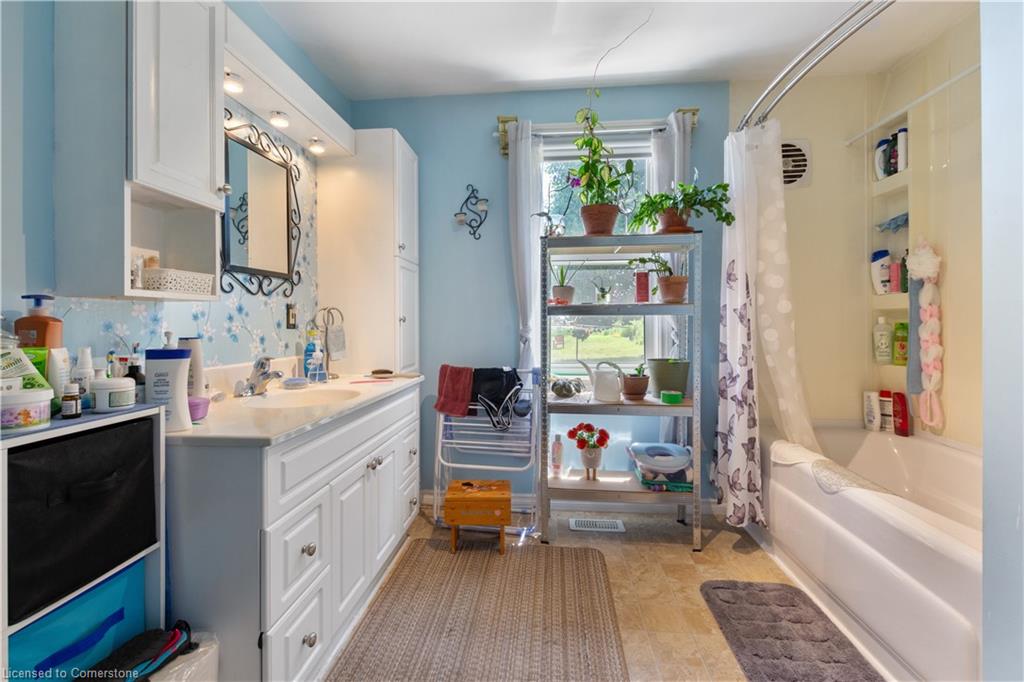 1247 Old 8 Highway Property Photo 20