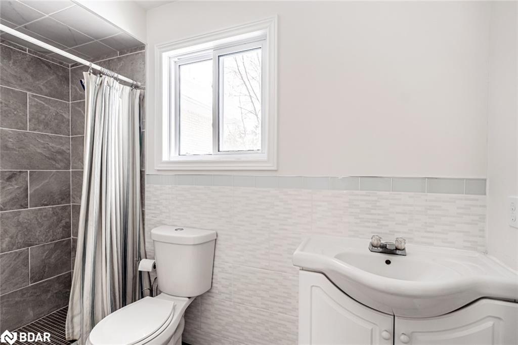 5853 Yonge Street Property Photo 14
