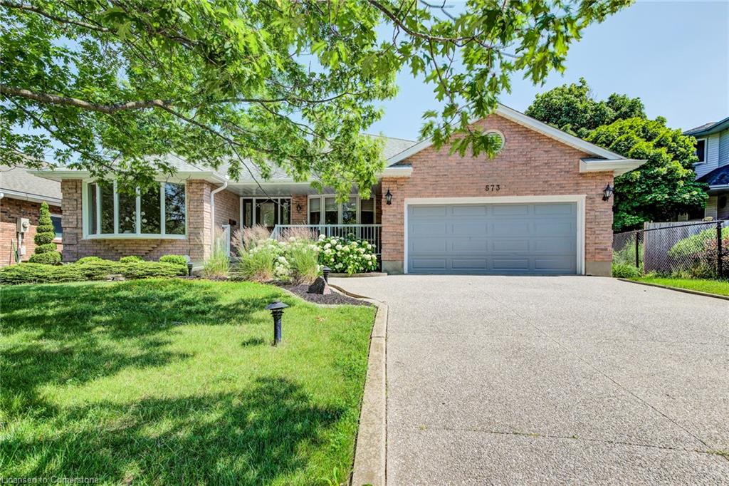 573 Hemingway Place