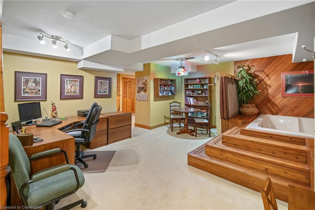 9 Navy Hall Circle Property Photo 32
