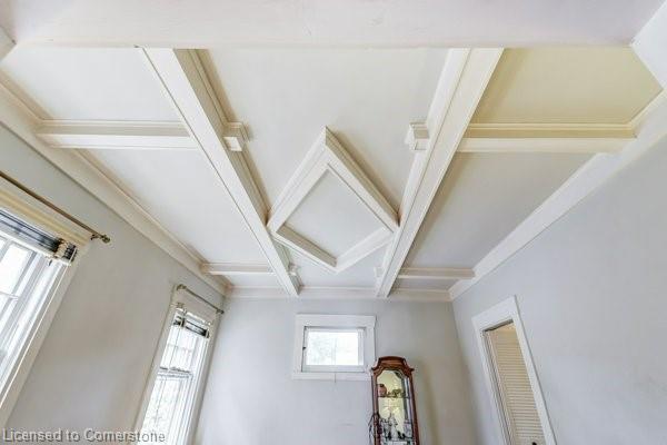 182 Balmoral Avenue S Property Photo 15