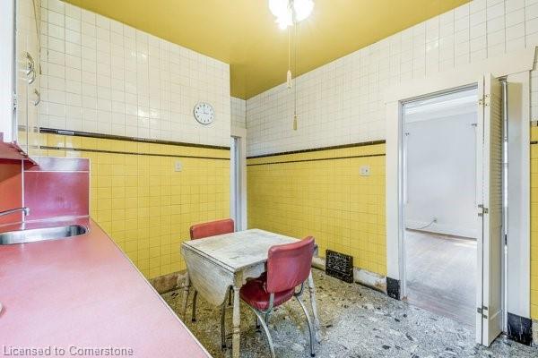 182 Balmoral Avenue S Property Photo 18