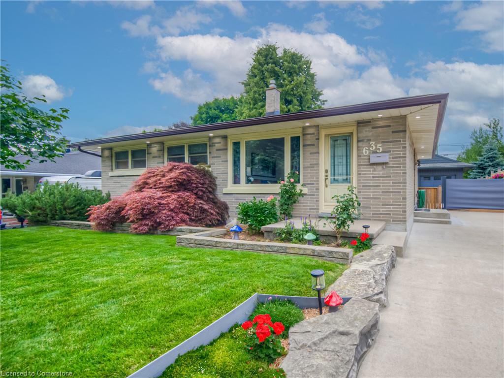 635 Pine Street Property Photo 1