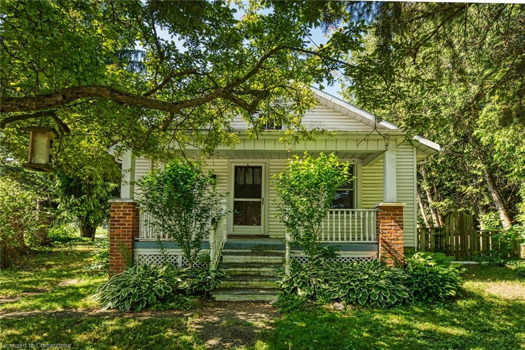 69 Renfrew Street E Property Photo 1