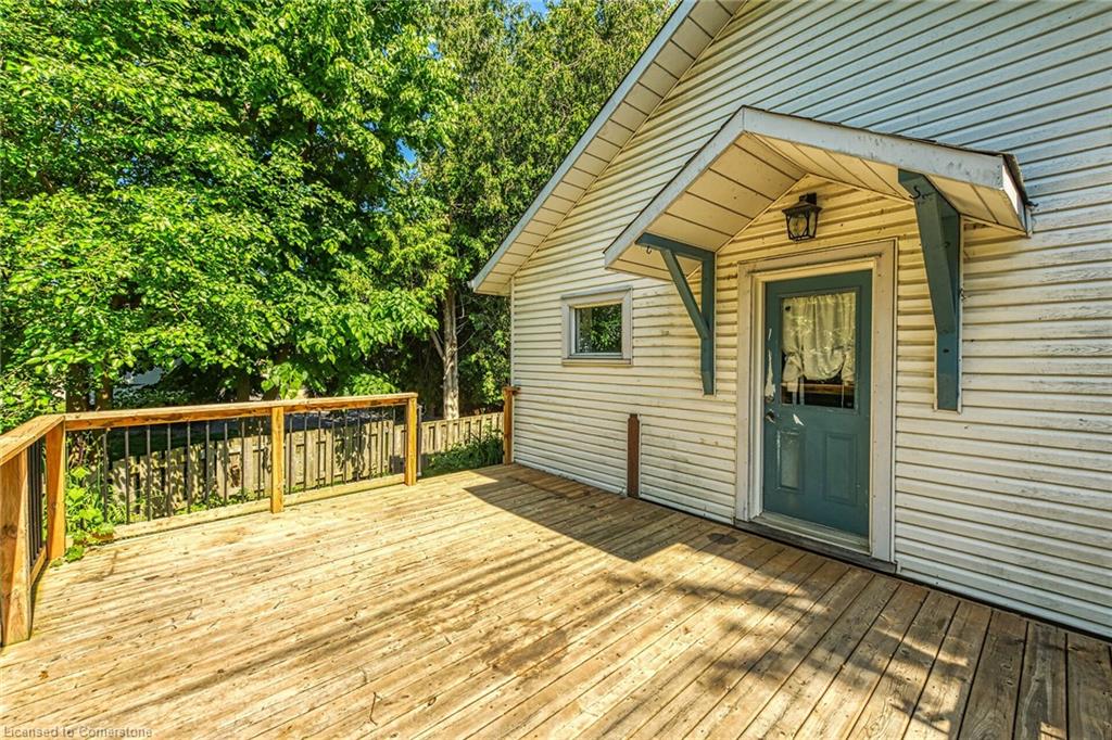 69 Renfrew Street E Property Photo 32