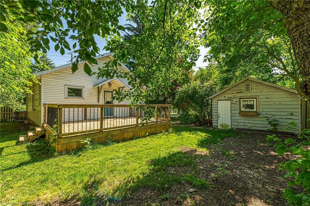 69 Renfrew Street E Property Photo 35