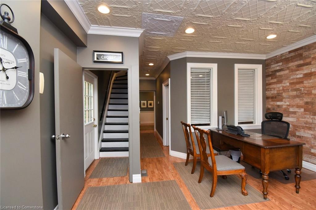 5 Cross Street Property Photo 9