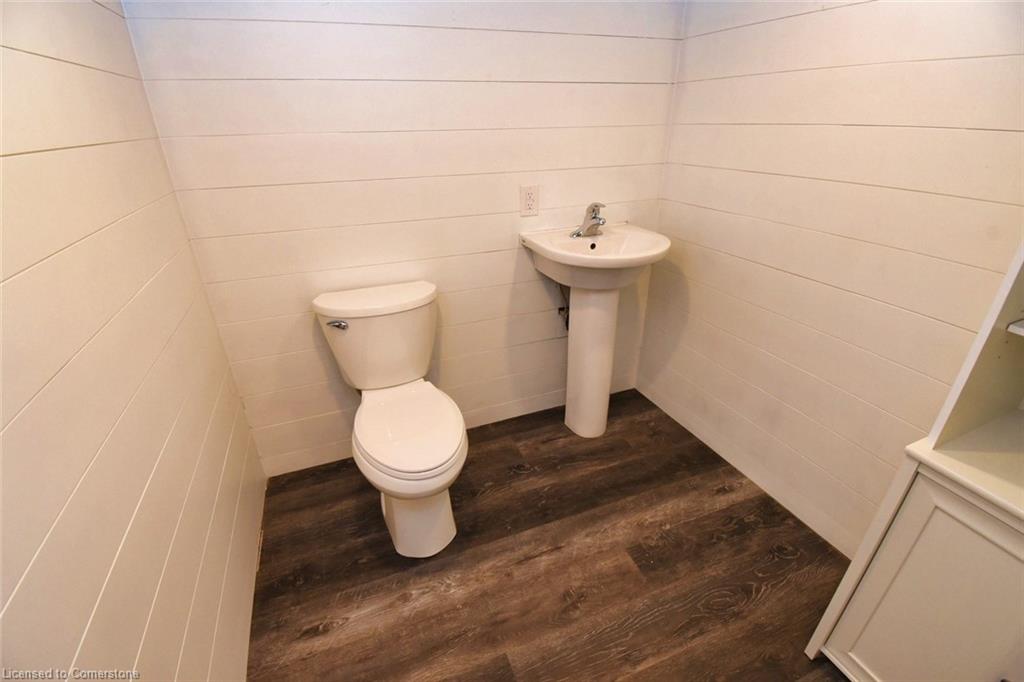 5 Cross Street Property Photo 19