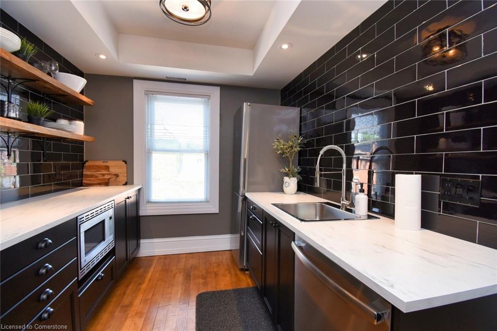 5 Cross Street Property Photo 26