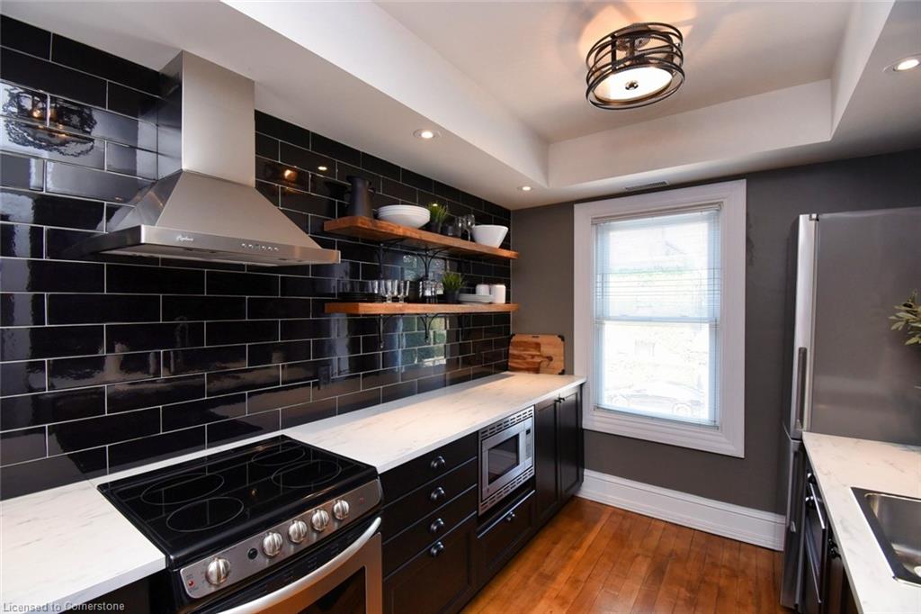 5 Cross Street Property Photo 31