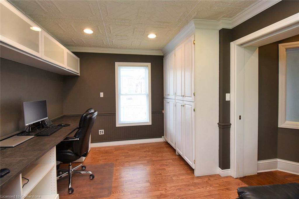 5 Cross Street Property Photo 35