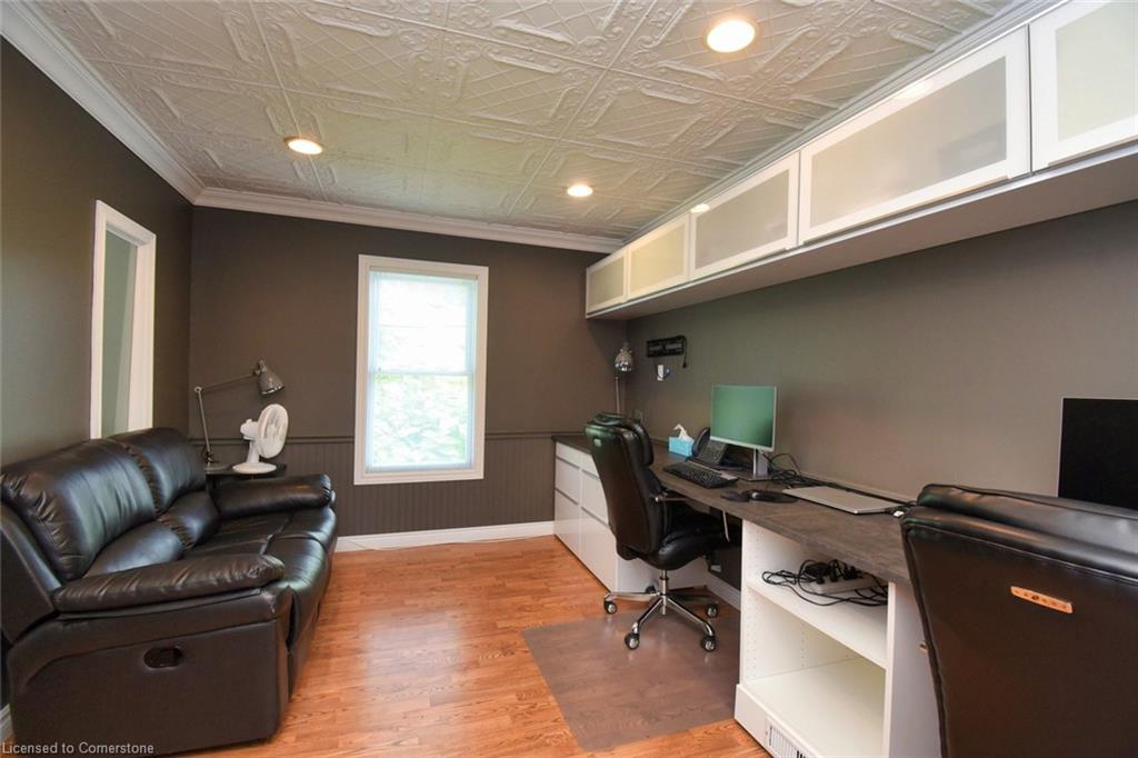 5 Cross Street Property Photo 36
