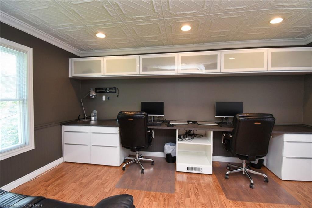 5 Cross Street Property Photo 37
