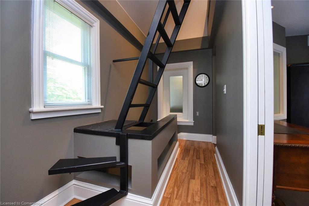 5 Cross Street Property Photo 42