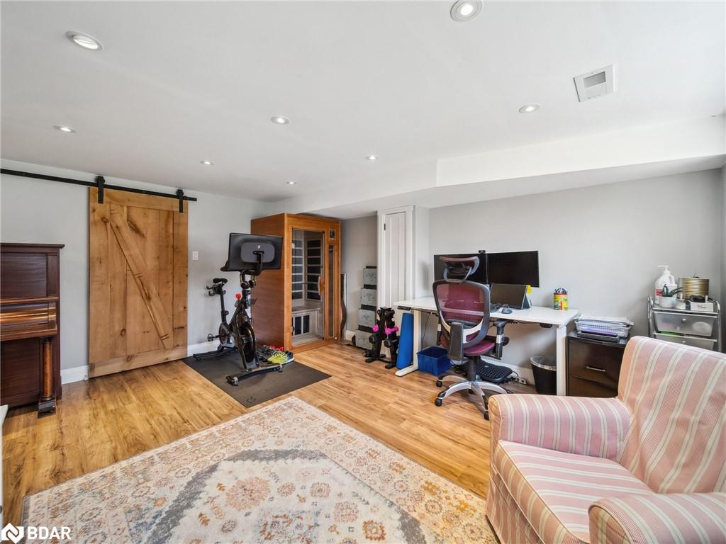 4539 Penetanguishene Road Property Photo 36