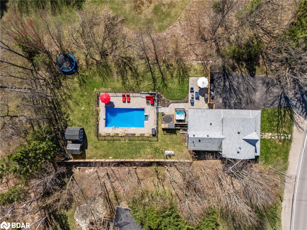 4539 Penetanguishene Road Property Photo 38