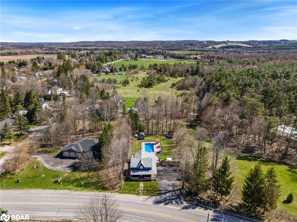 4539 Penetanguishene Road Property Photo 39