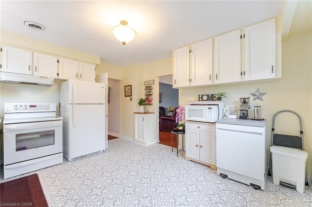 5 Danesbury Crescent Property Photo 6