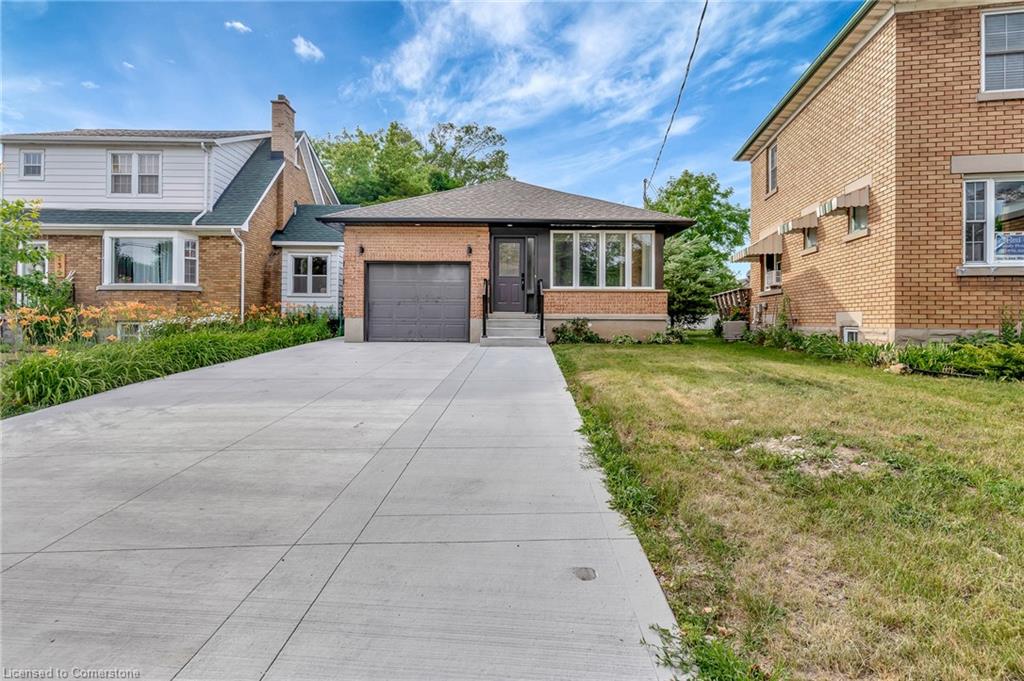 126 Highland Road W Property Photo 3