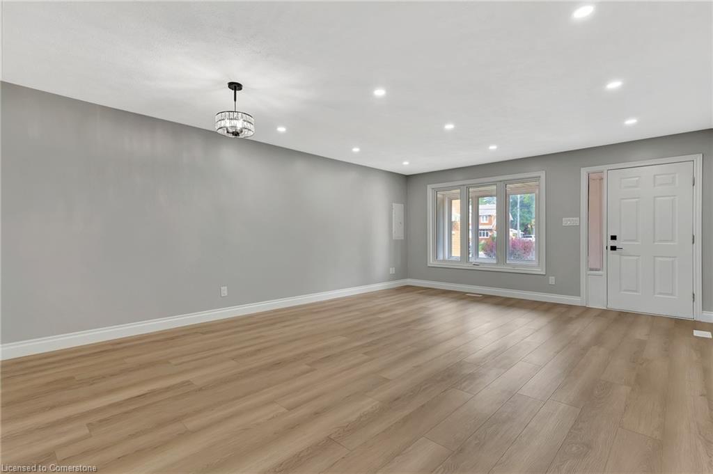 126 Highland Road W Property Photo 5