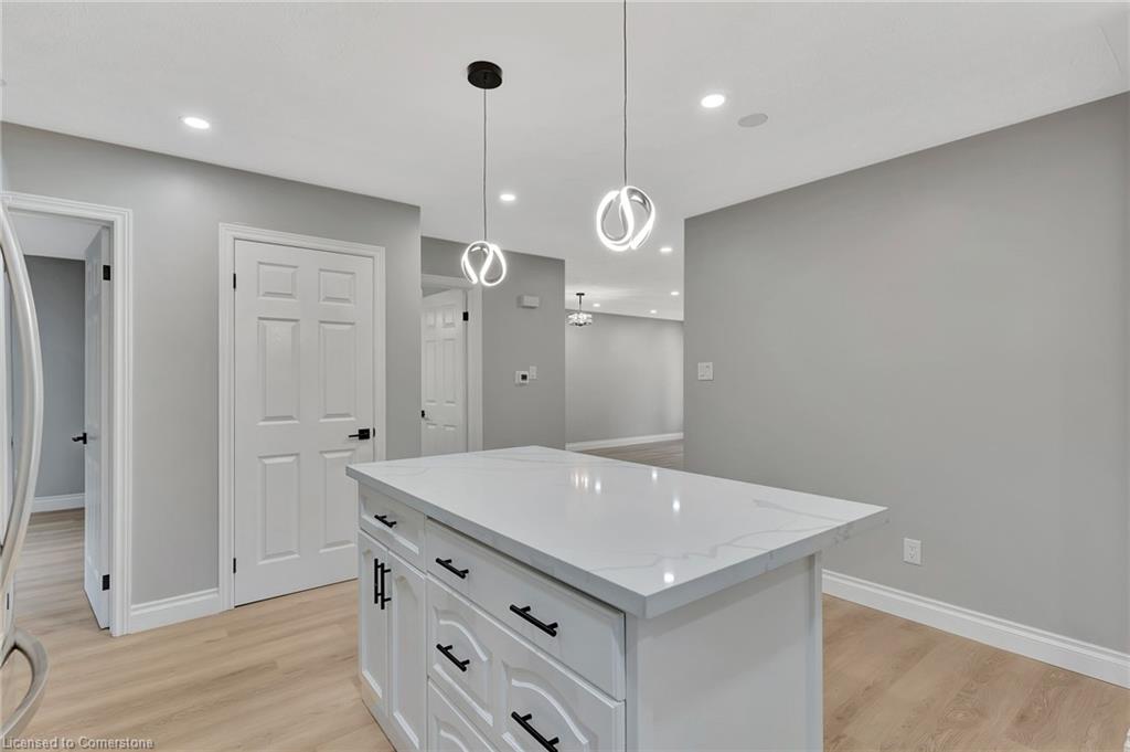 126 Highland Road W Property Photo 11
