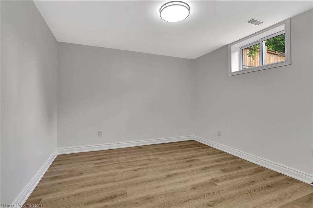 126 Highland Road W Property Photo 23