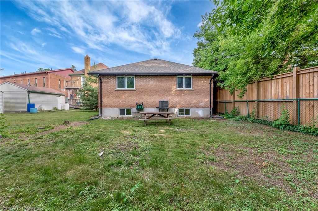 126 Highland Road W Property Photo 28