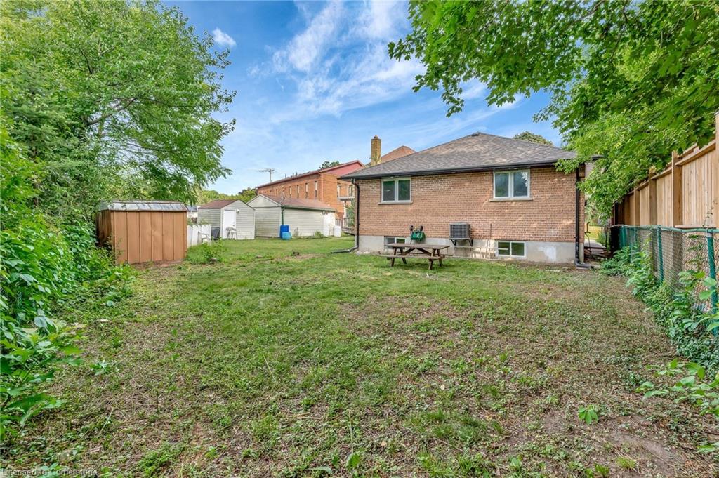 126 Highland Road W Property Photo 29