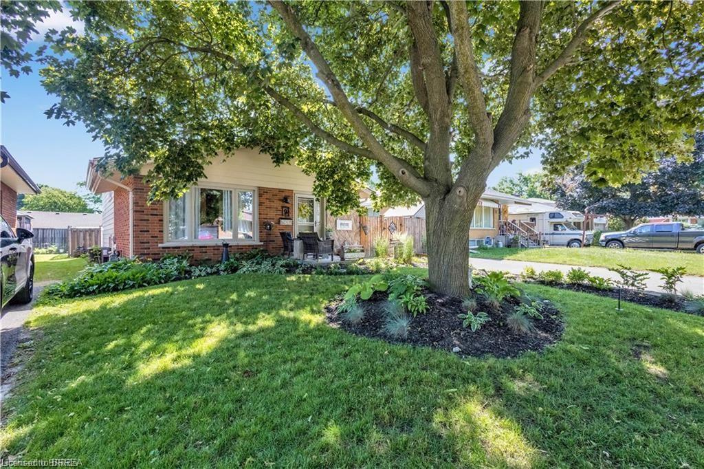 9 Burdock Boulevard Property Photo 2