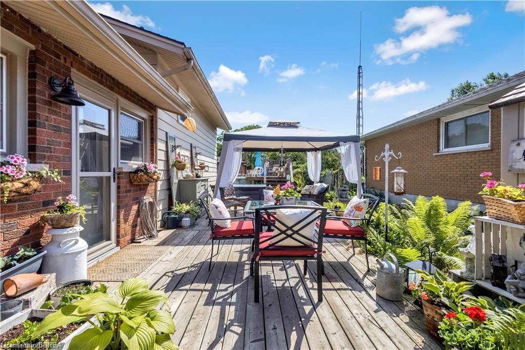9 Burdock Boulevard Property Photo 20