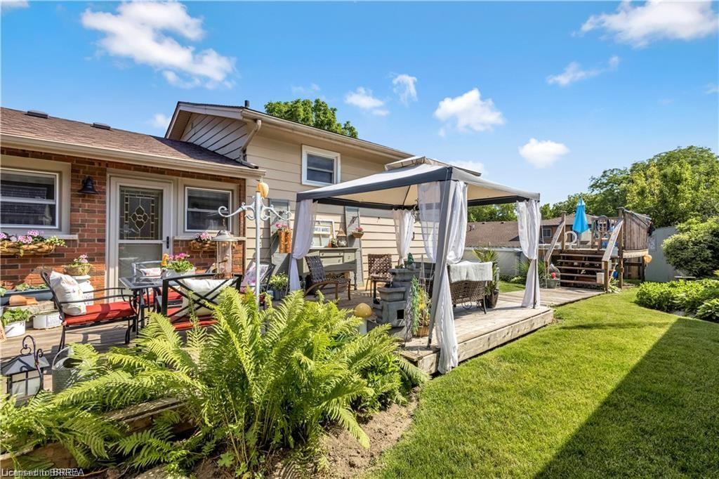 9 Burdock Boulevard Property Photo 21
