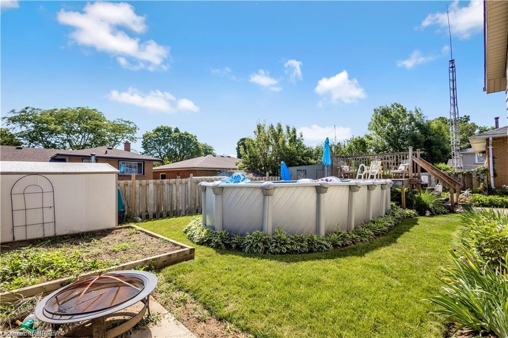 9 Burdock Boulevard Property Photo 25