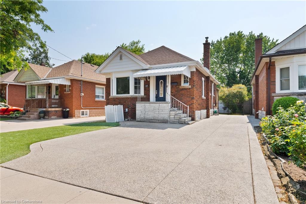 85 Tragina Avenue S Property Photo 1