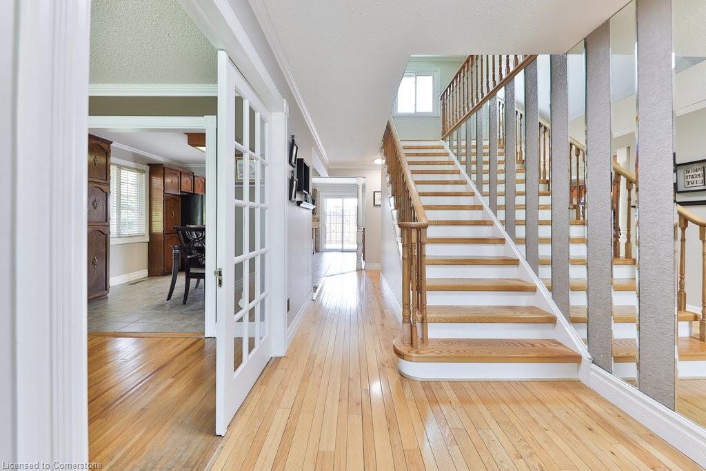 111 Elgin Drive Property Photo 3