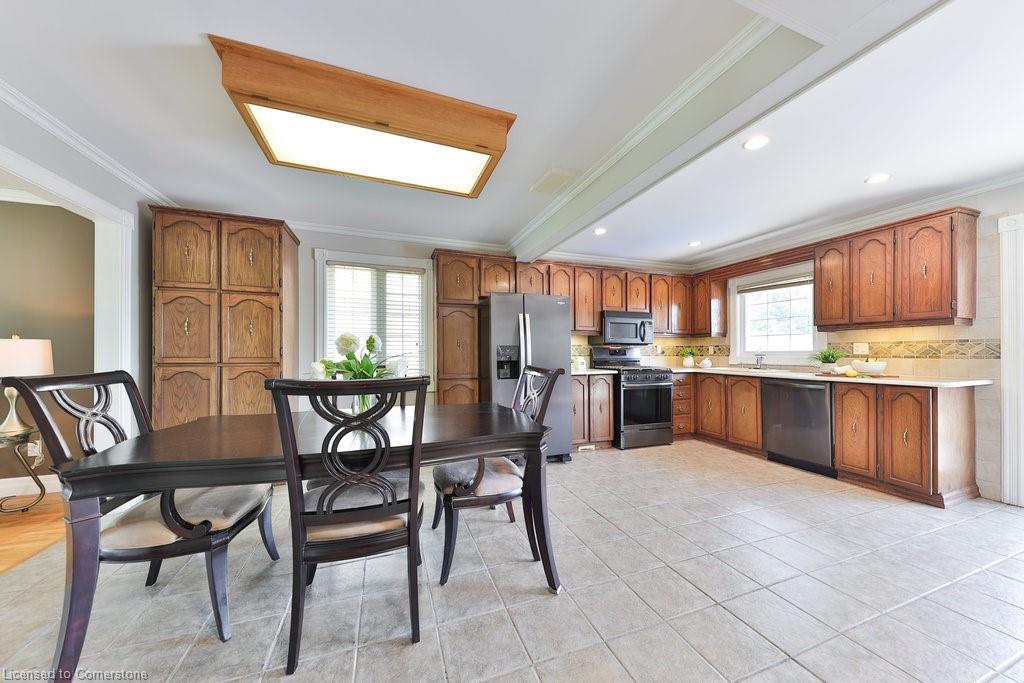 111 Elgin Drive Property Photo 7