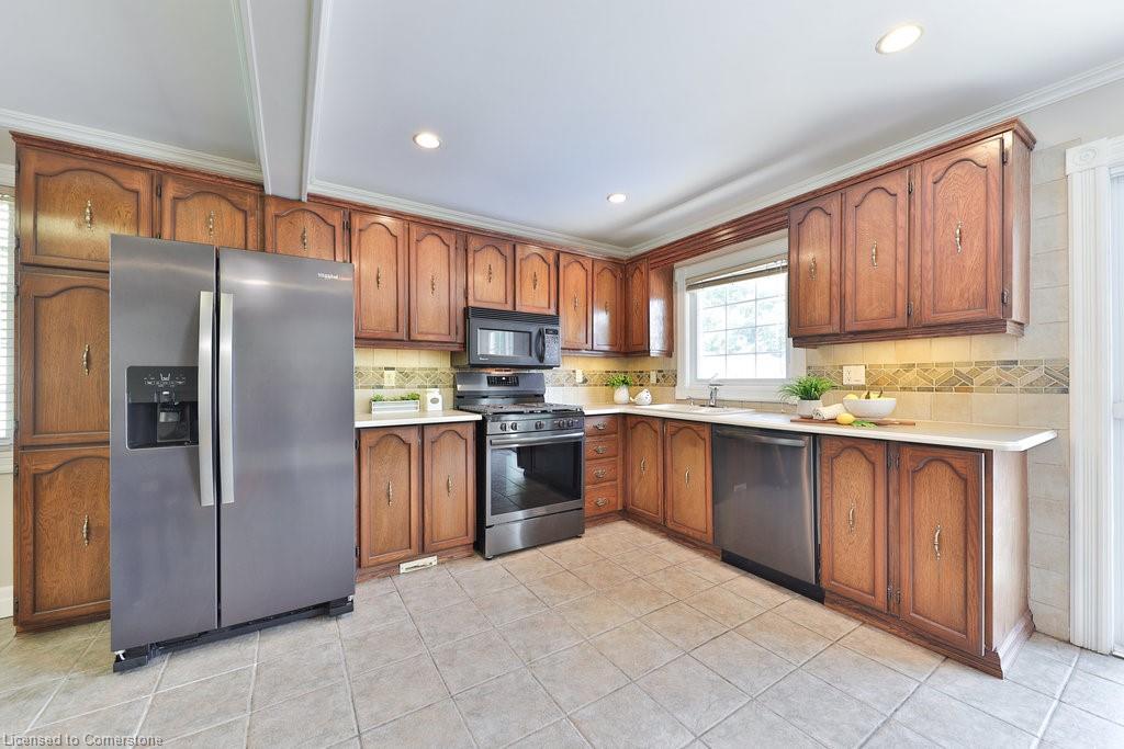 111 Elgin Drive Property Photo 8