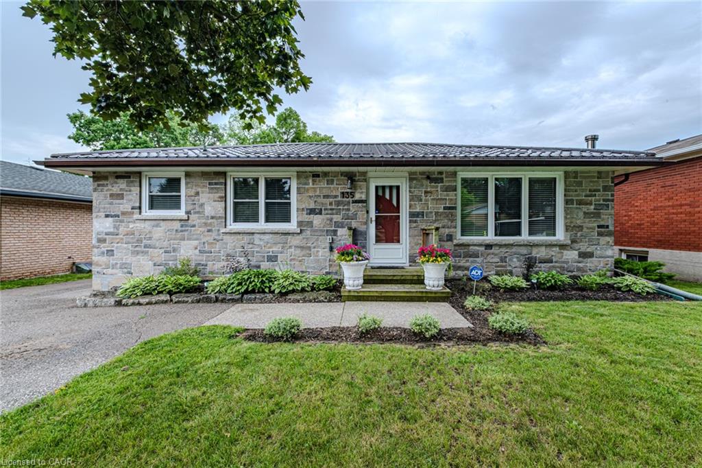 135 Dorset Road Property Photo 1