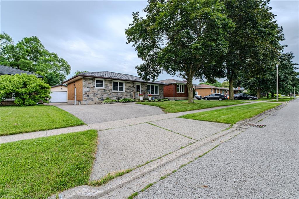 135 Dorset Road Property Photo 4