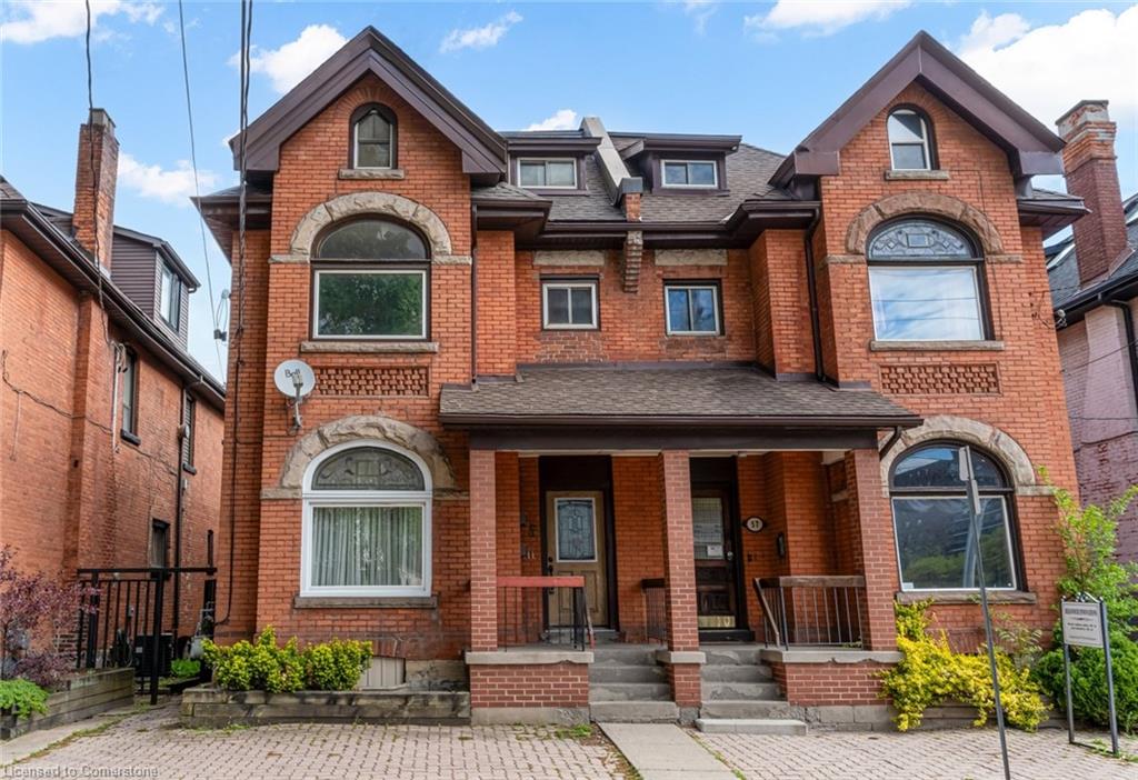 55 Young Street Property Photo 1