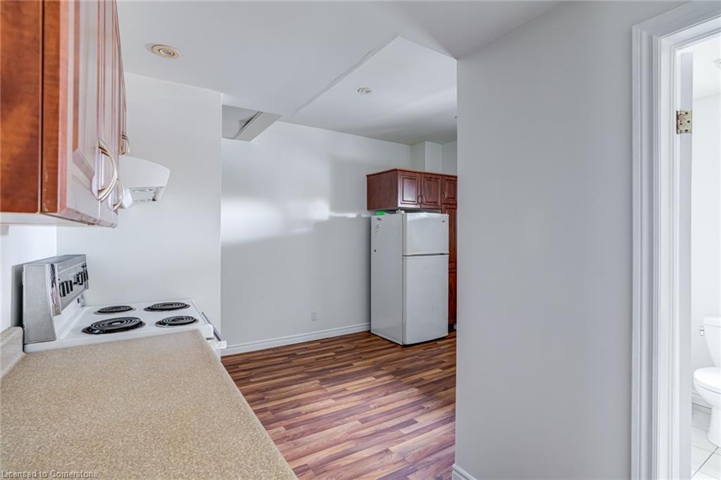 55 Young Street Property Photo 22
