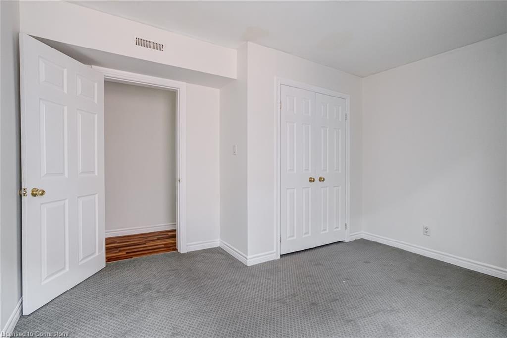 55 Young Street Property Photo 31