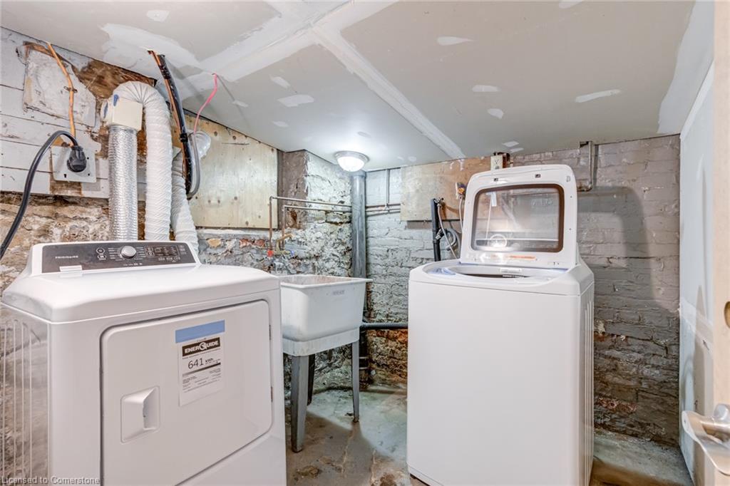 55 Young Street Property Photo 41