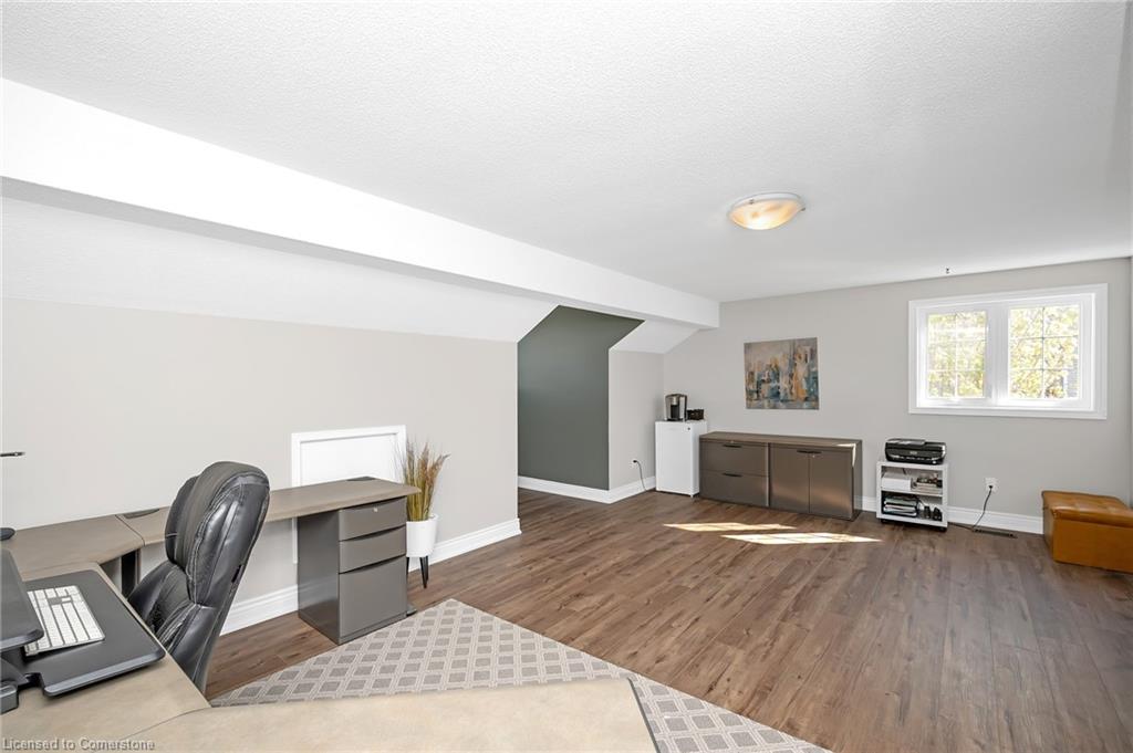 22 Waterford Crescent Property Photo 23