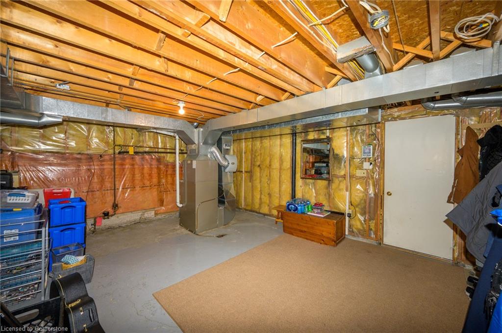 22 Waterford Crescent Property Photo 28