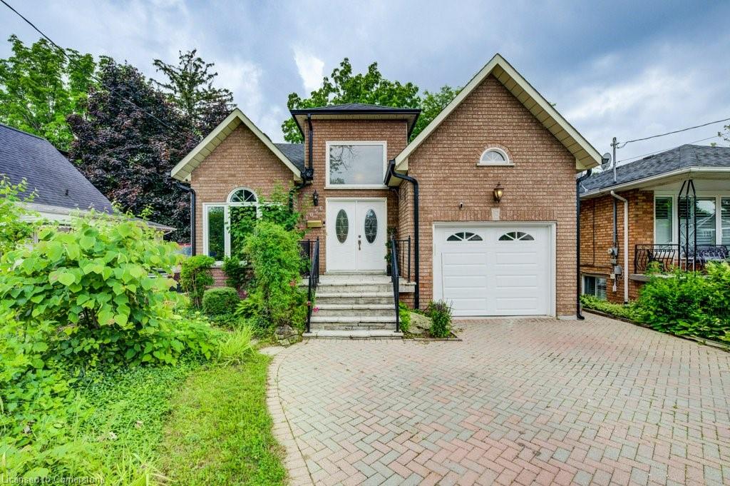 1056 Plains View Avenue Property Photo 1