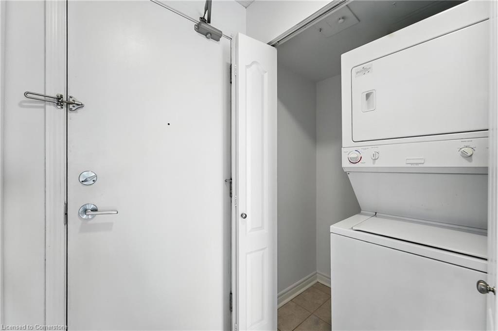 2111-17 Barberry Place Property Photo 29