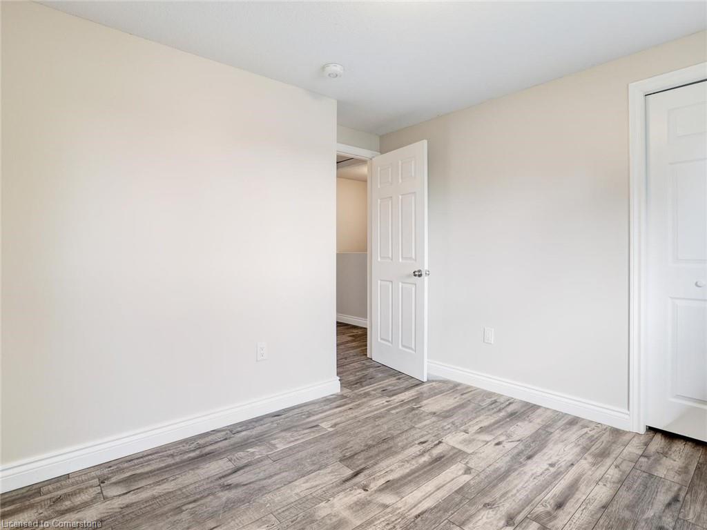 833 Doon Village Road Property Photo 27