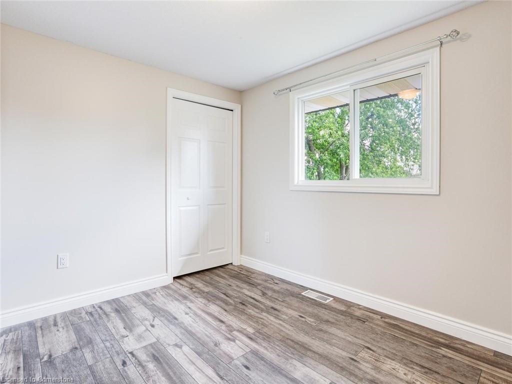 833 Doon Village Road Property Photo 28